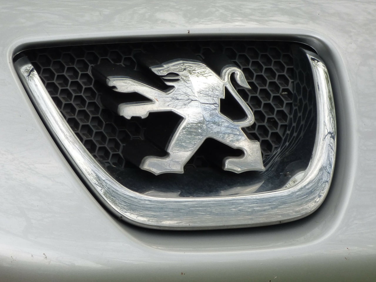 Consommation Carburant Pollution Peugeot Realite Test Triche Publicite