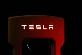 Tesla Chute Cours Bourse Twitter Musk