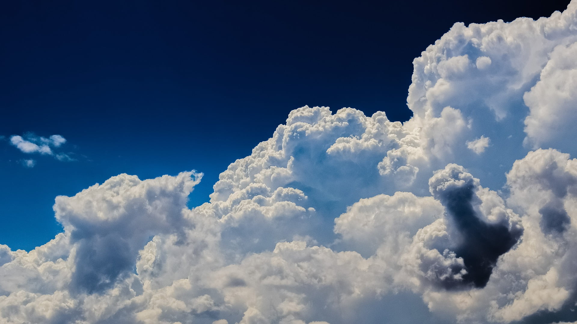 Les nuages amplifient la crise climatique