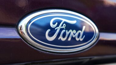 Marché des véhicules électriques : Ford ajuste ses priorités stratégiques