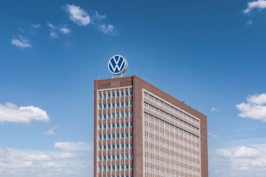 Volkswagen , plan restructuration, licenciement, fermeture, usine, Allemagne, industrie automobile, Europe, baisse, vente, voiture électrique marché automobile, concurrence, géopolitique