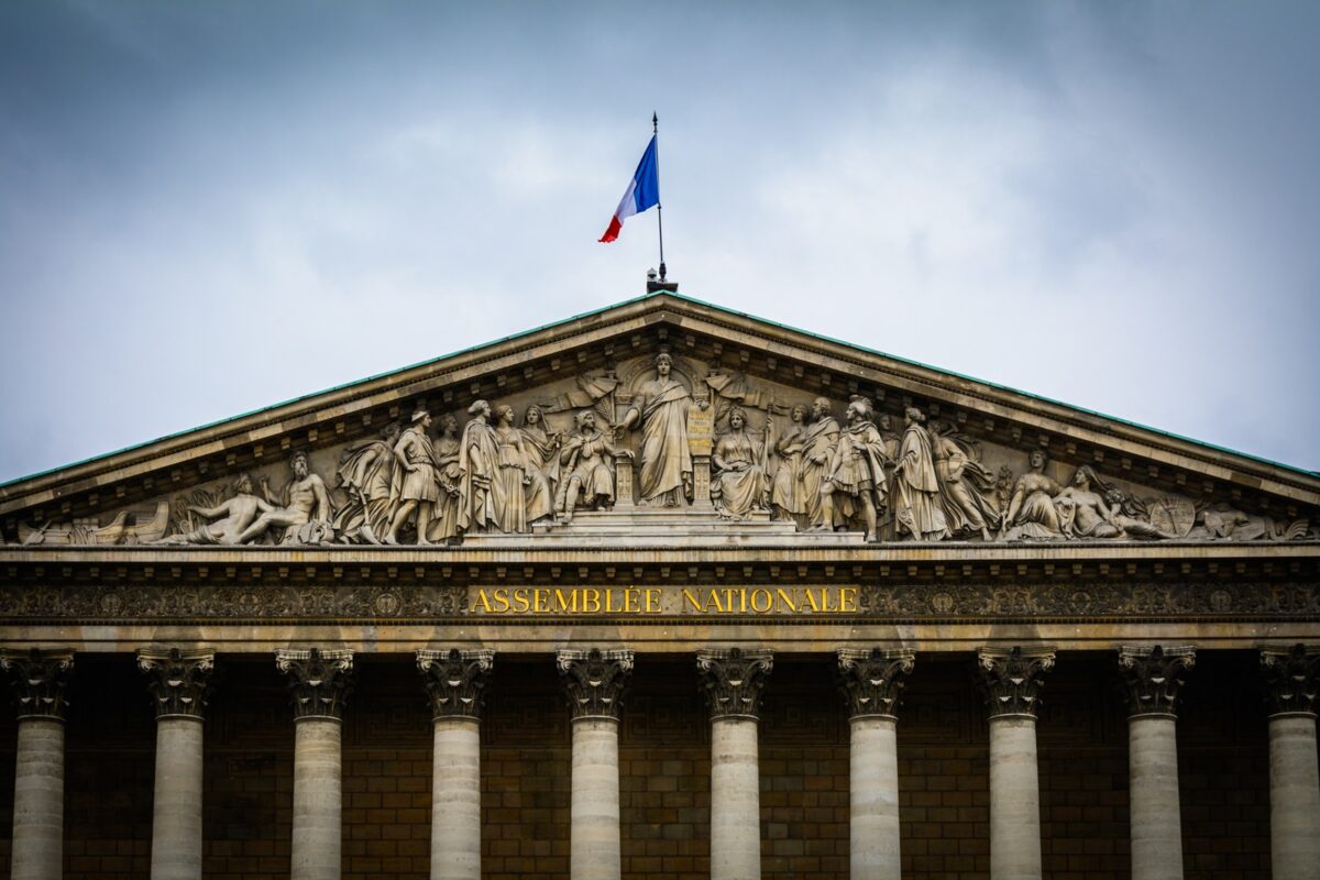 aurelie-trouve-bloquera-assemblee-nationale-menthon