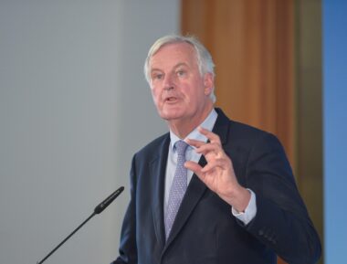 budget-2025-austerite-france-barnier-dette