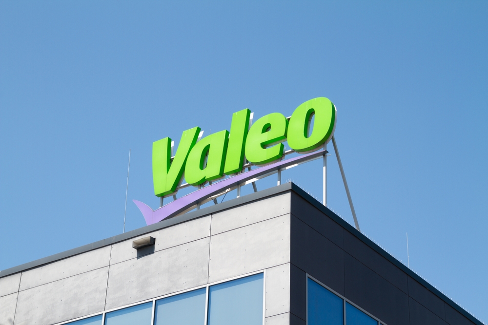 Fermeture des usines Valeo : 868 emplois supprimés, la colère monte