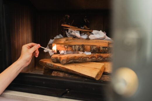 Chauffage au bois : l’aide MaPrimeRénov' réduite dès 2025