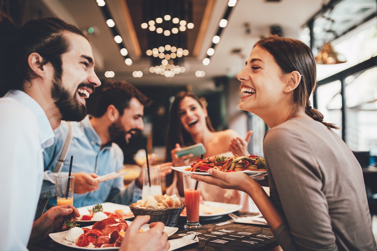 restaurant, dépense, France, habitude, pourboire, pouvoir d'achat