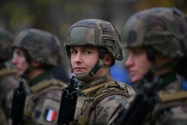 censure-budget-defense-armee-francaise