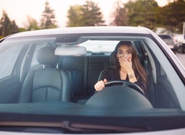 The,girl,in,the,car,is,in,a,traffic,jam.