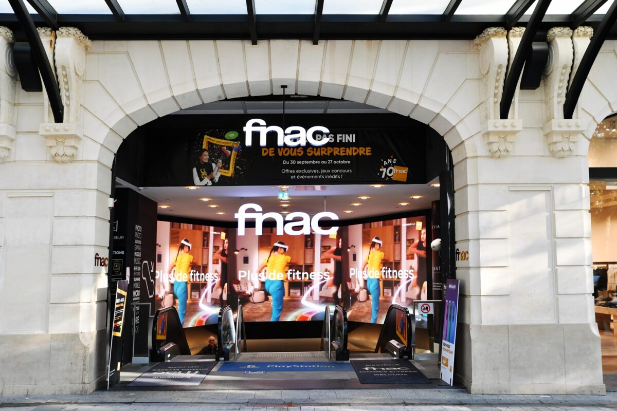 Fnac des Champs-Élysées : la braderie tourne au chaos