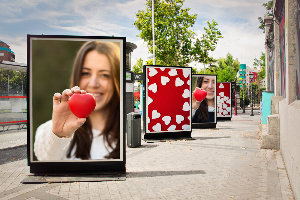 Panneaux publicitaires : boostez votre visibilité extérieure