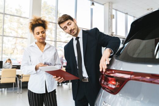 Automobile : en 2024, les Français ont foncé sur les hybrides rechargeables